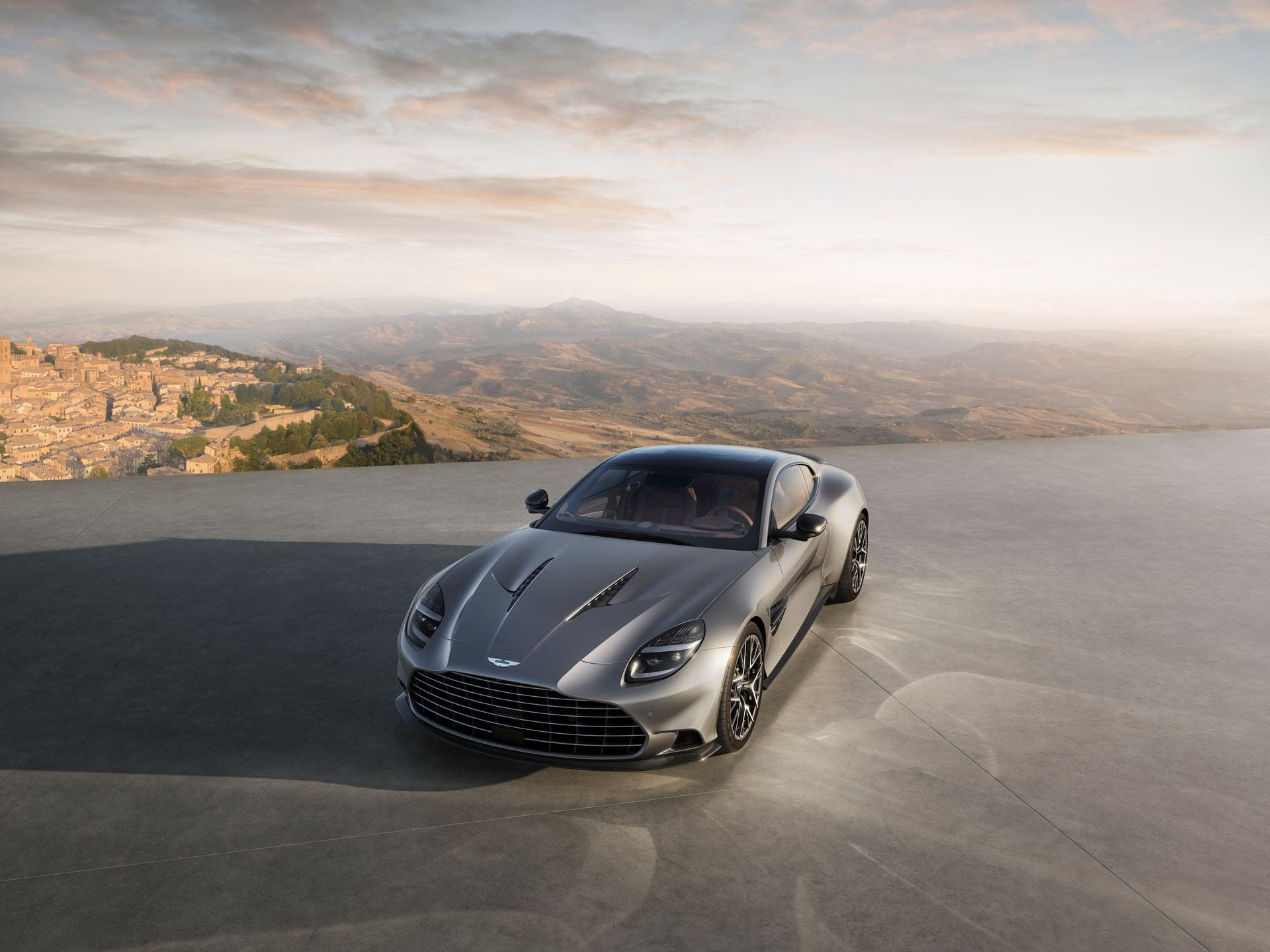 Luxury grand touring car, fallback preview